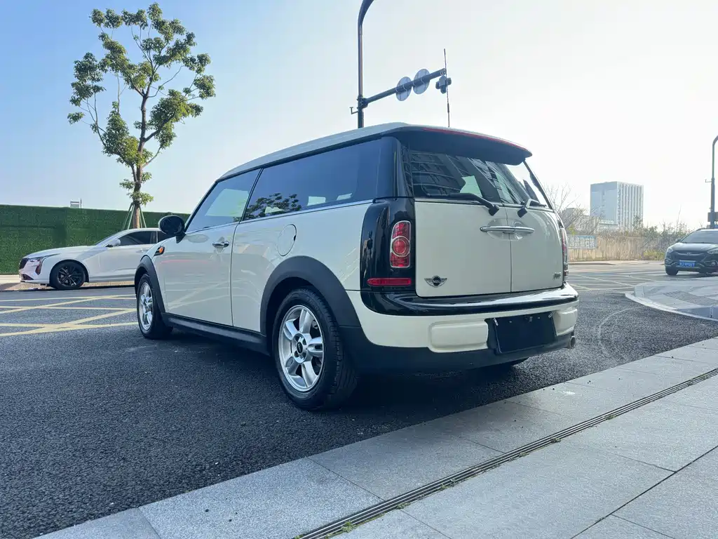 MINI Clubman 2014