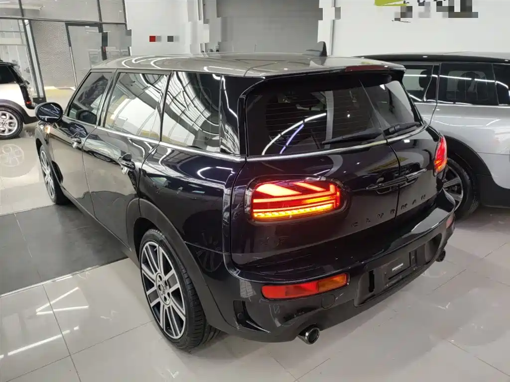MINI Clubman 2023 — фото 23