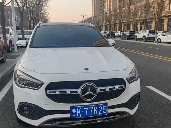 Mercedes-Benz GLA 2022