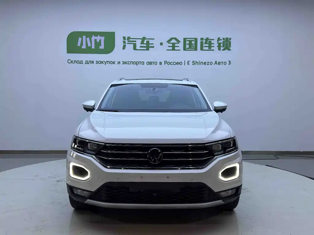 Volkswagen T-Roc 2023 — фото 3