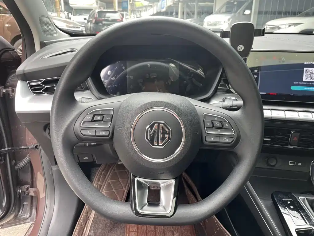 MG MG5 2024