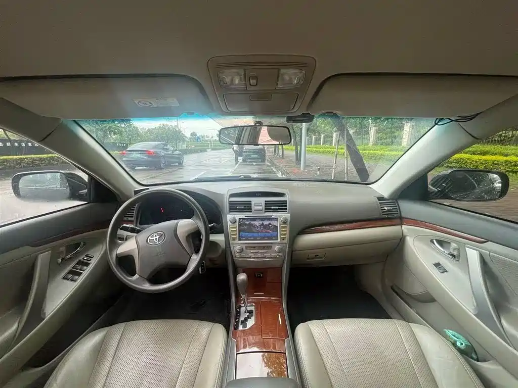 Toyota Camry 2014