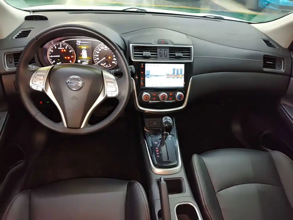 Nissan Tiida 2022 — фото 10
