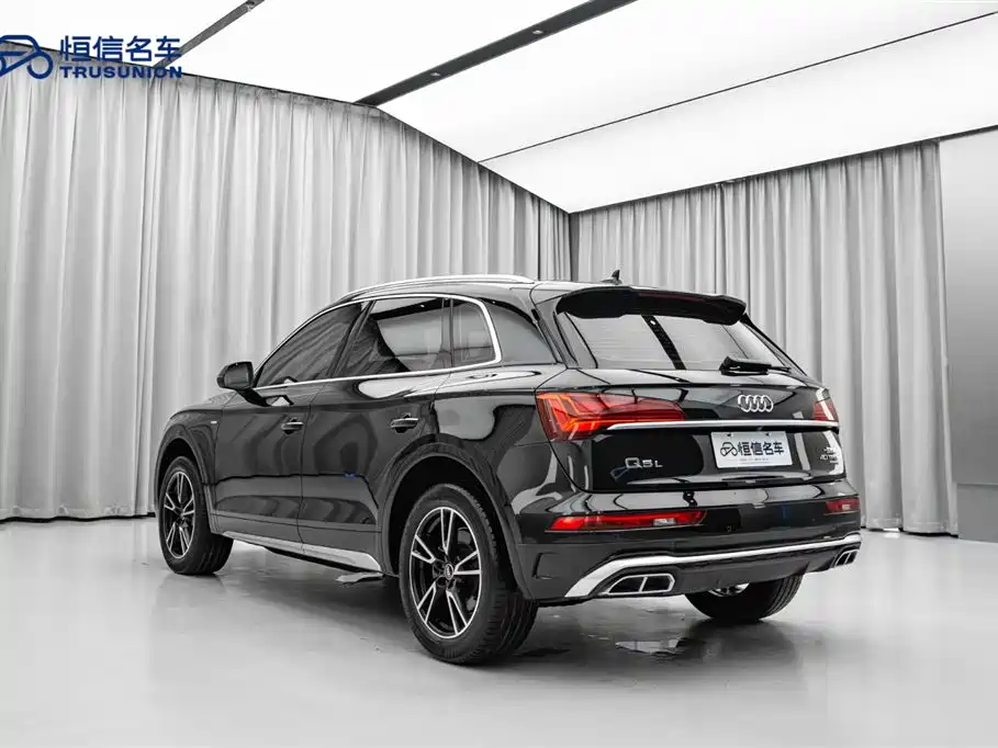 Audi Q5L 2022 — фото 7