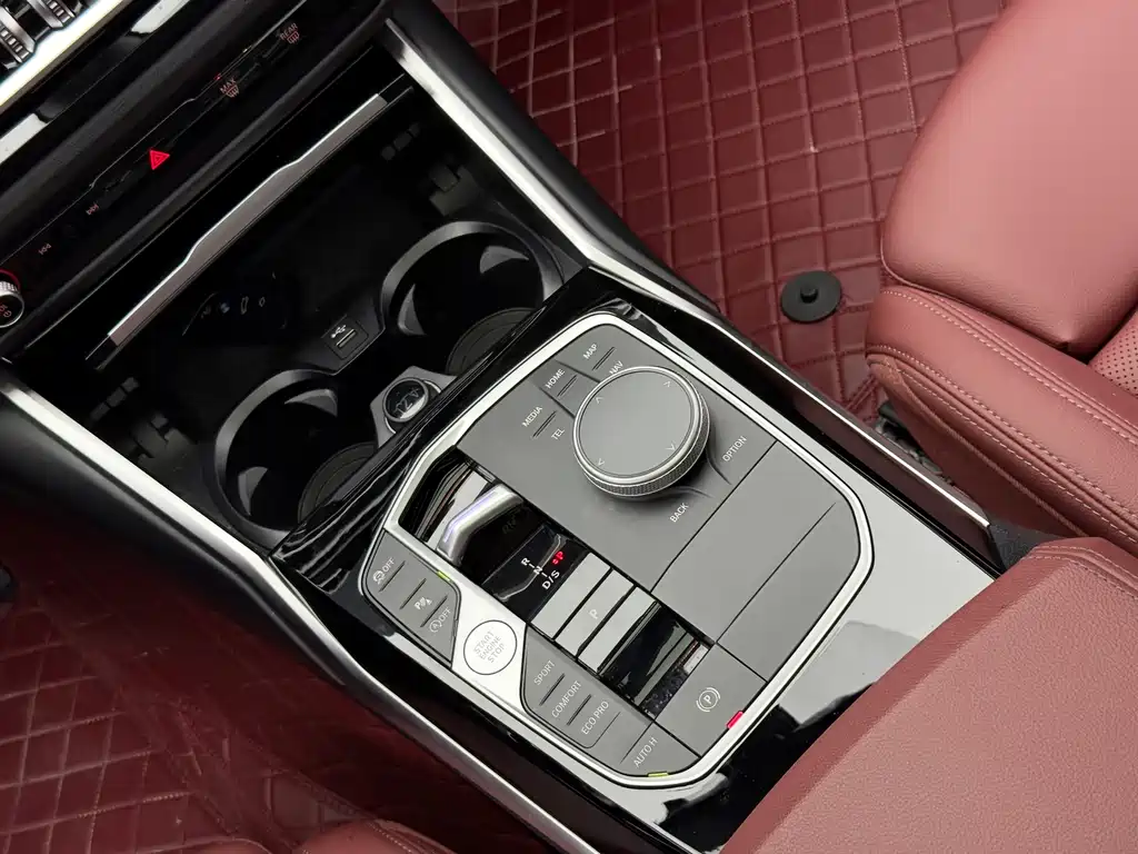 BMW 3 Series 2023 — фото 18