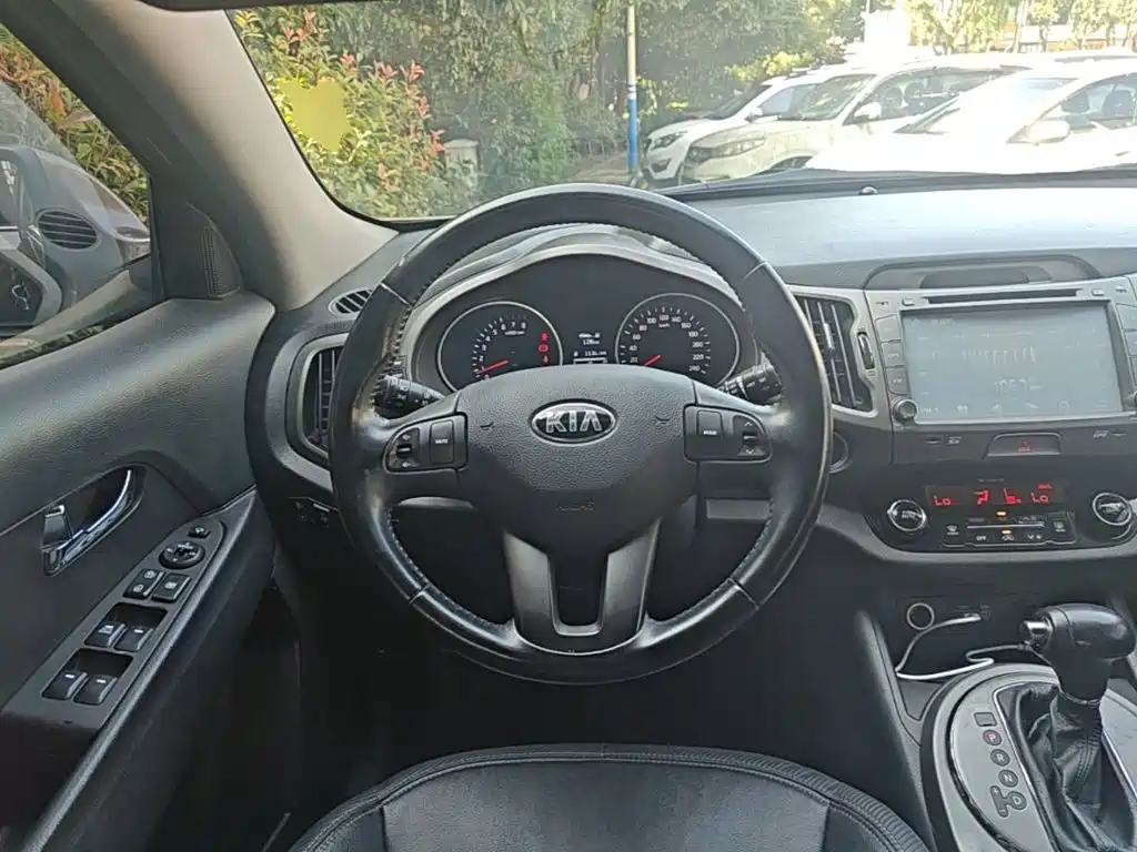 Kia Sportage 2015 — фото 11