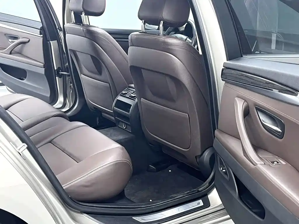 BMW 5 Series 2015