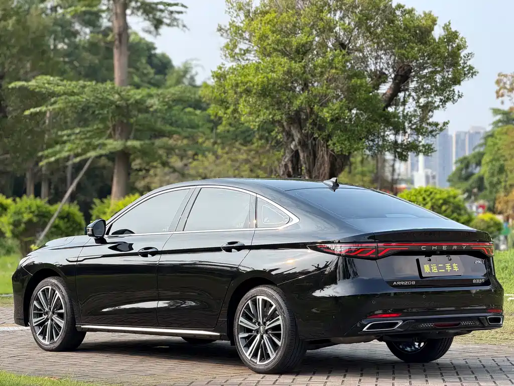 Chery Arrizo 8 PRO 2025 — фото 13