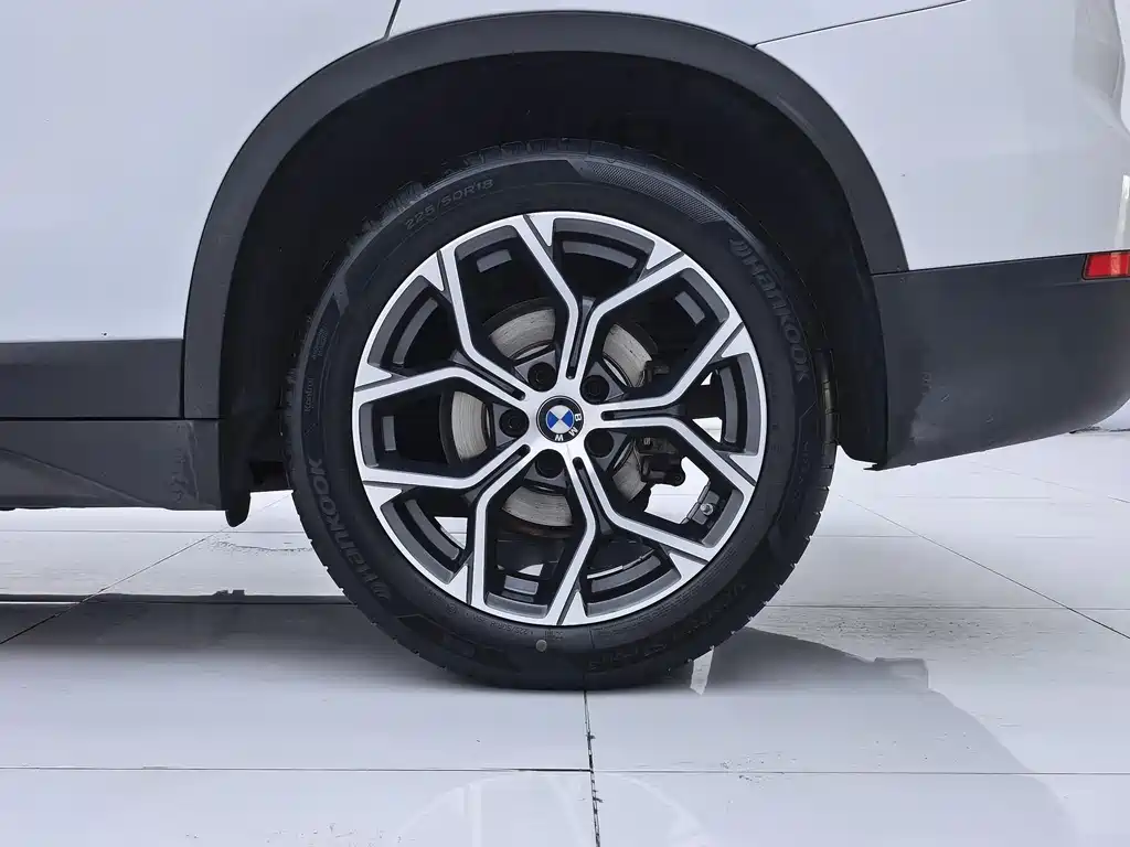 BMW X1 2022 — фото 25