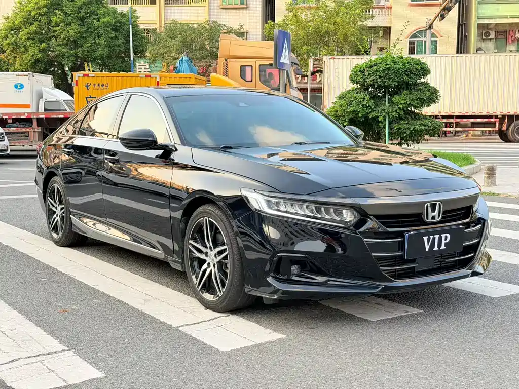 Honda Accord 2022 — фото 3