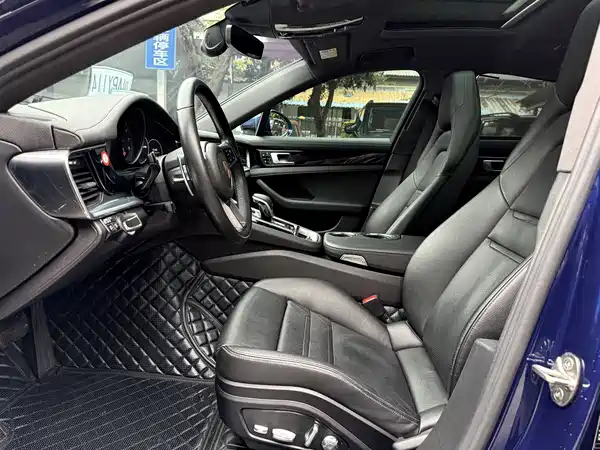 Porsche Panamera 2020