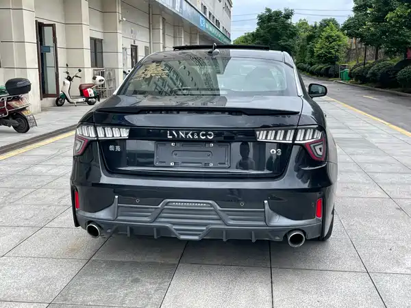 Lynk & Co 03 2019