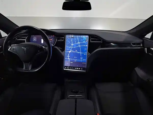 Tesla Model S 2017