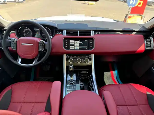 Land Rover Range Rover Sport 2015
