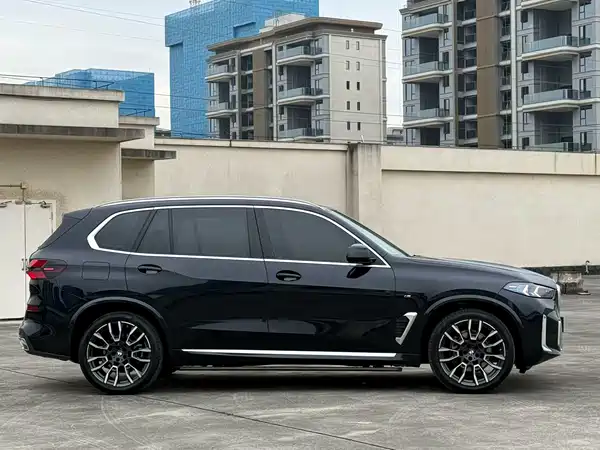 BMW X5 2024