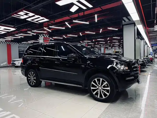 Mercedes-Benz GL-Class 2011