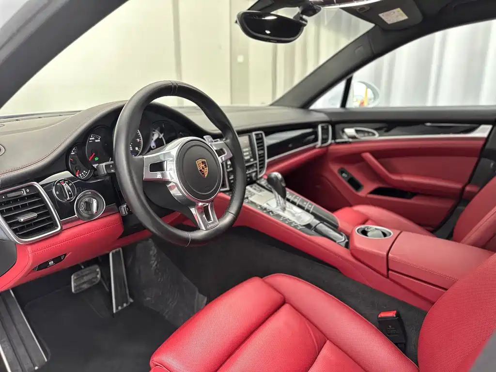 Porsche Panamera 2016 — фото 18