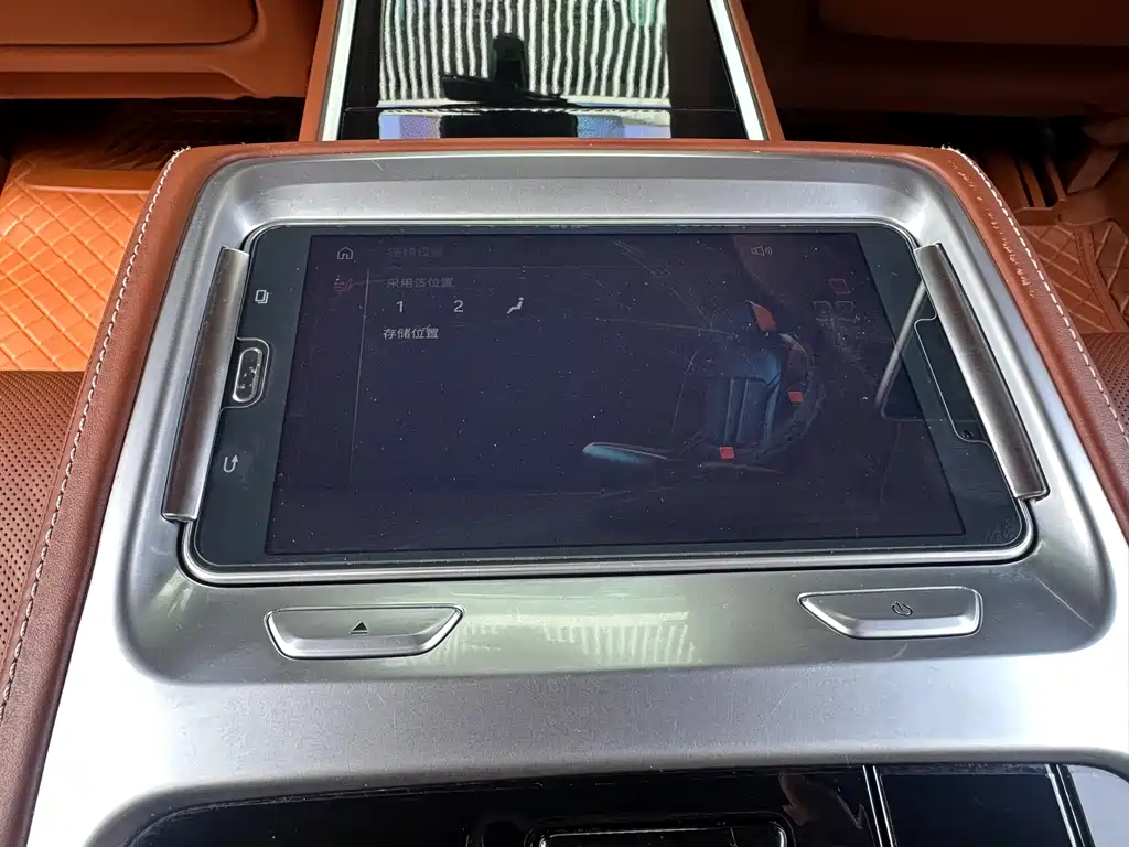 BMW 7 Series 2018 — фото 18