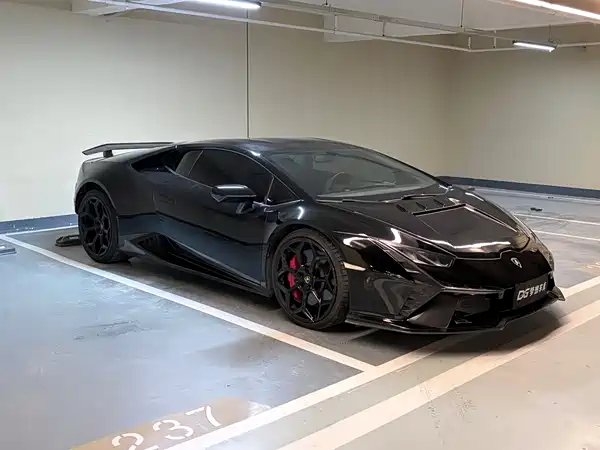 Lamborghini Huracan 2016