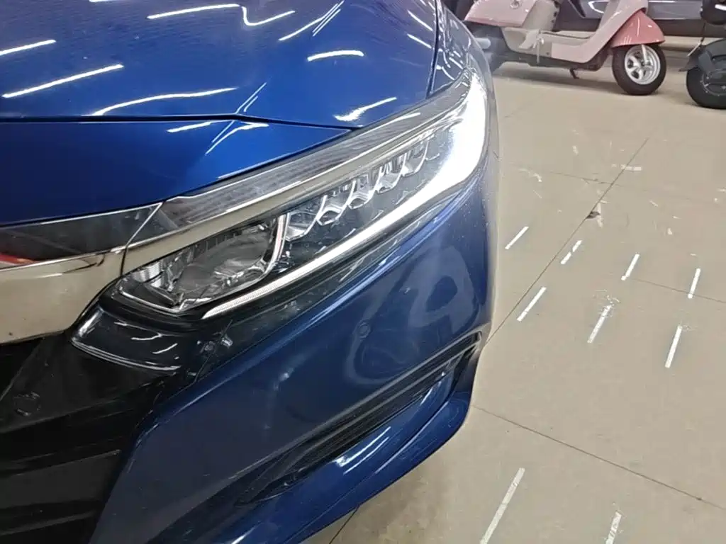 Honda Accord 2019 — фото 24
