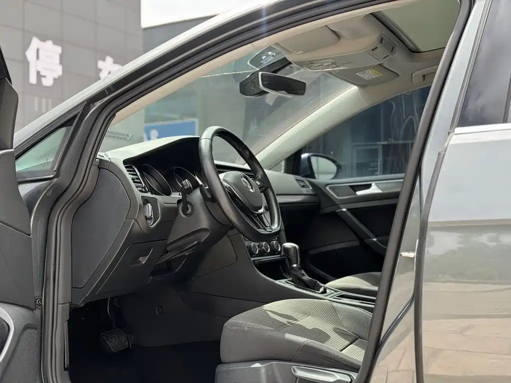Volkswagen Golf 2019