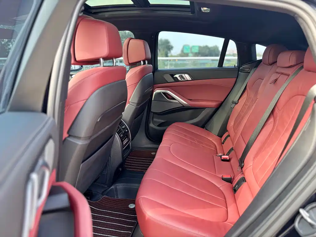 BMW X6 2023 — фото 13