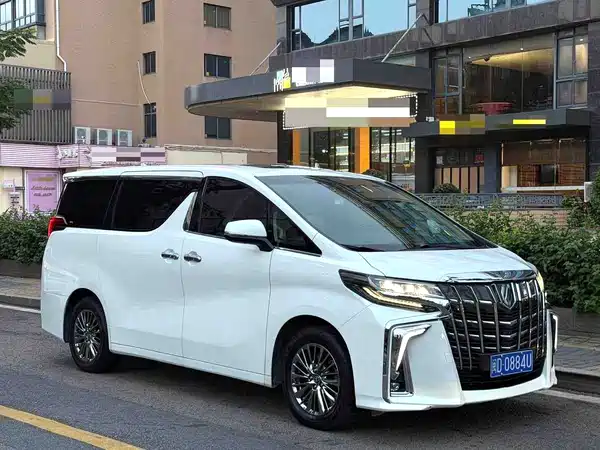 Toyota Alphard 2021