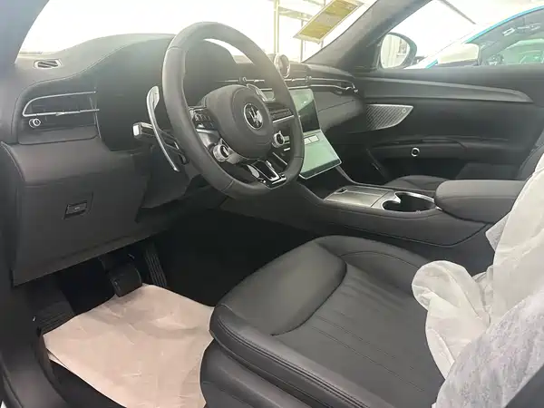 Maserati Grecalegrecale 2023