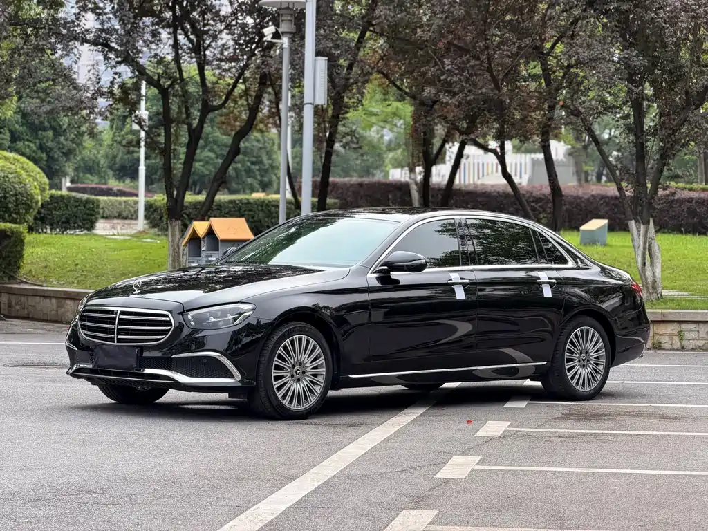 Mercedes-Benz E-Class 2022 — фото 5
