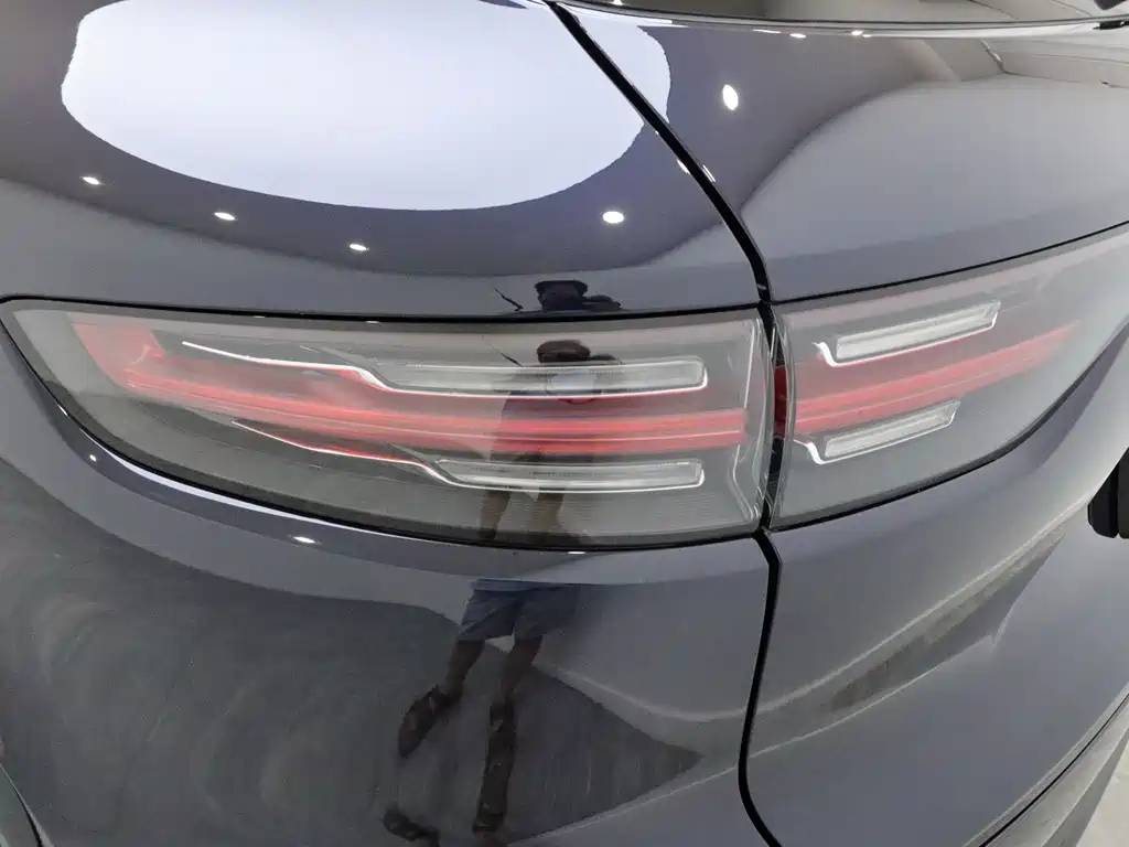 Porsche Cayenne New Energy 2021 — фото 10