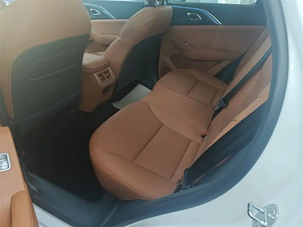 Haval Xiaolong MAX 2025 — фото 17