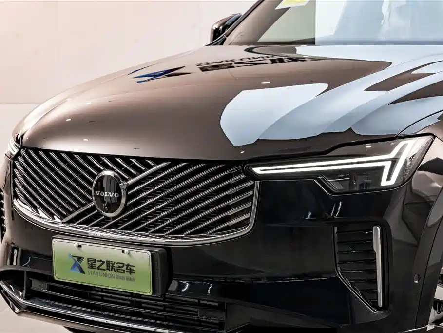 Volvo XC90 PHEV 2026 — фото 4