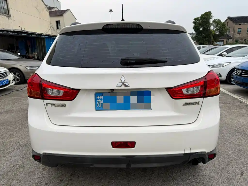 Mitsubishi Jinxuan ASX 2014 — фото 6