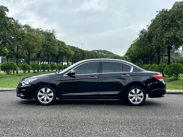 Honda Accord 2011