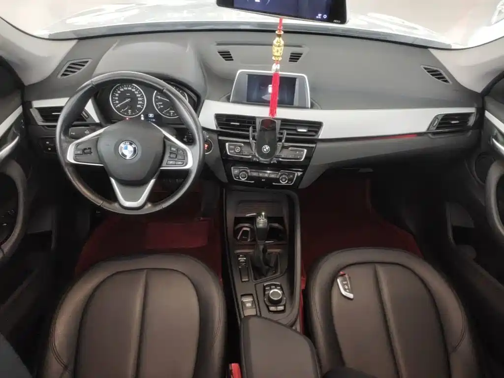 BMW X1 2018 — фото 10