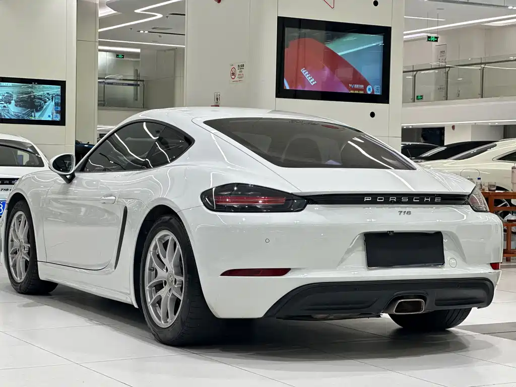 Porsche 718 2020 — фото 12
