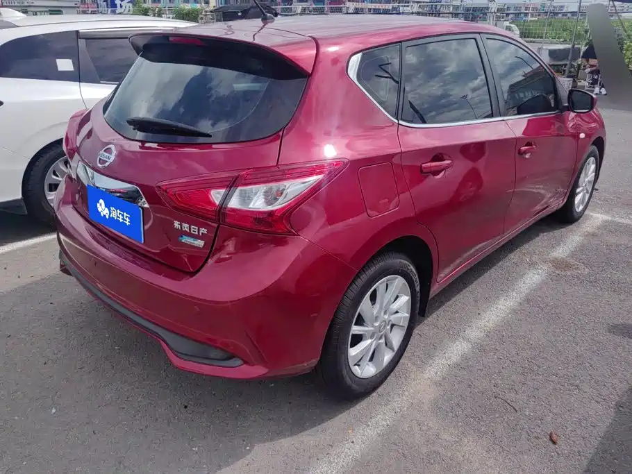 Nissan Tiida 2018 — фото 3