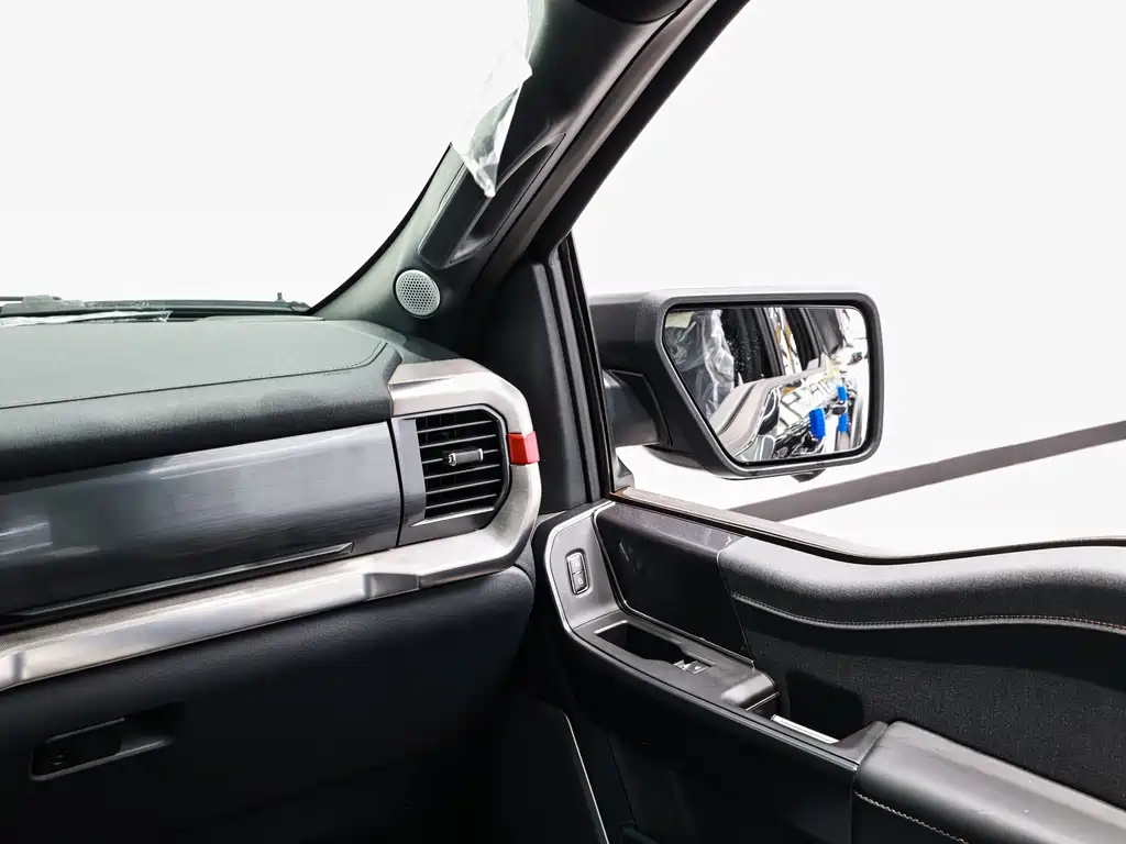 Ford F-150 Raptor — фото 17