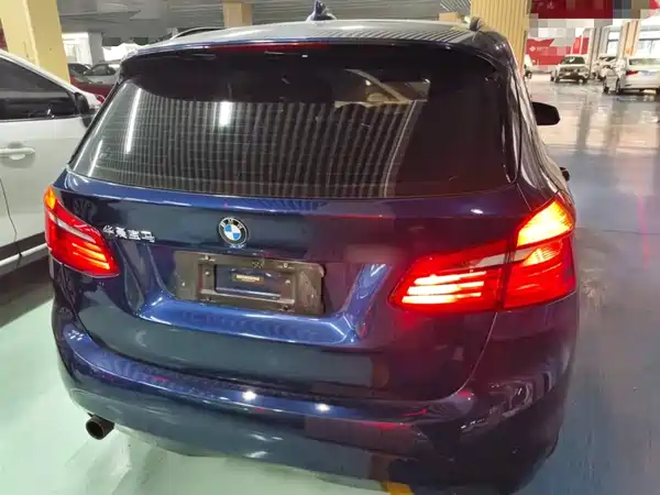 BMW 2 Series Station Wagon 2016