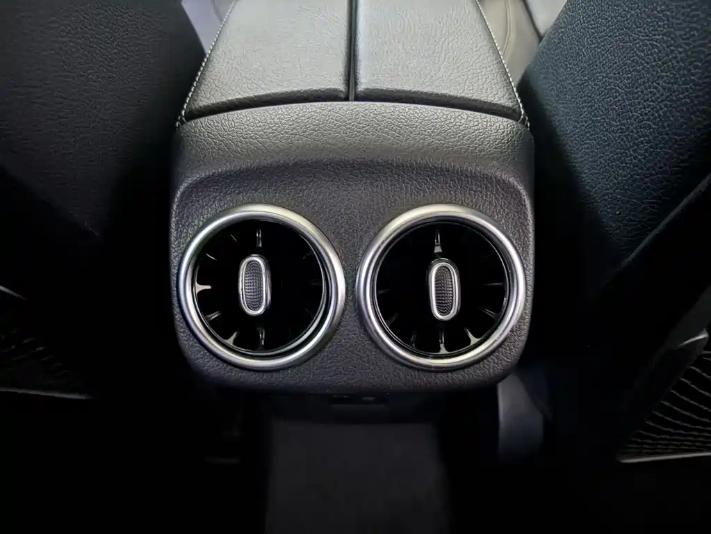 Mercedes-Benz A-Class 2022 — фото 17