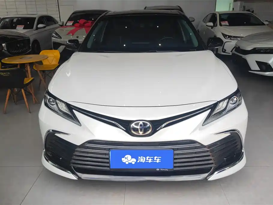 Toyota Camry 2022