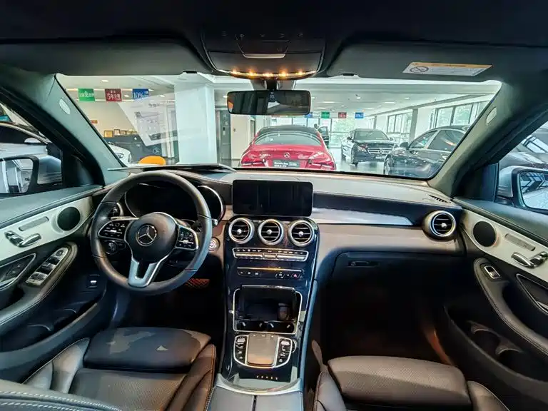 Mercedes-Benz GLC 2022 — фото 10