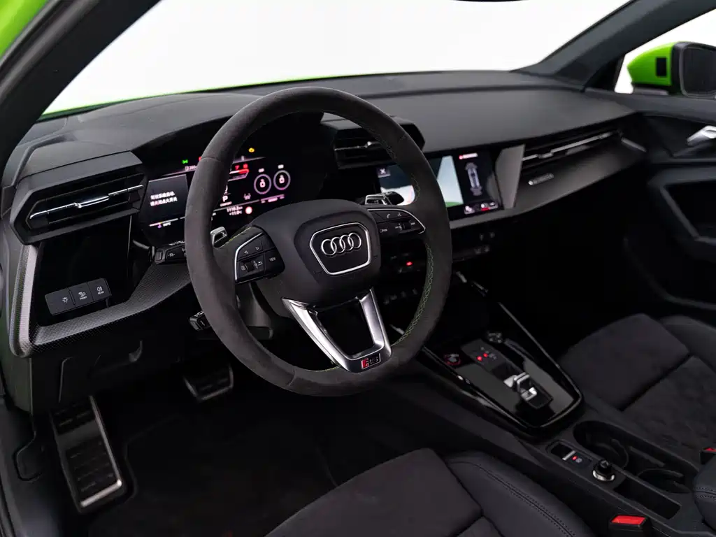 Audi RS 3 2024 — фото 10