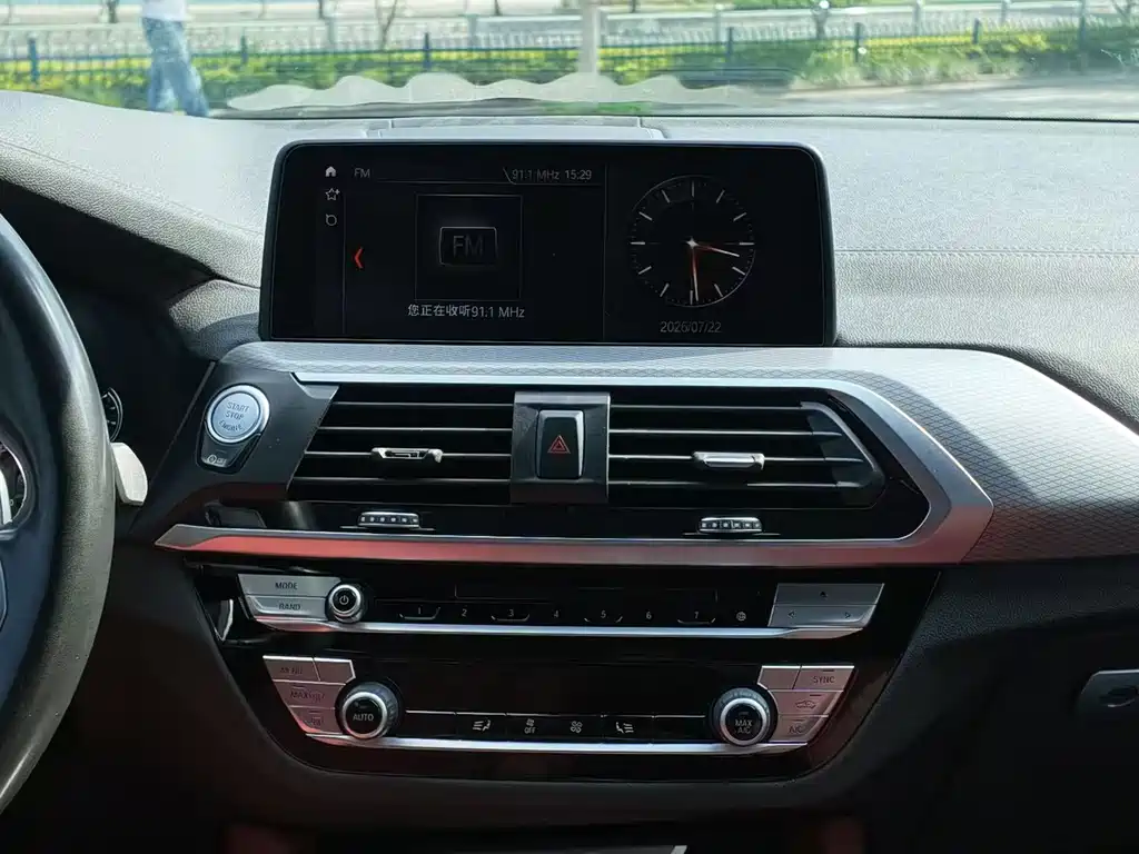 BMW X4 2019 — фото 12