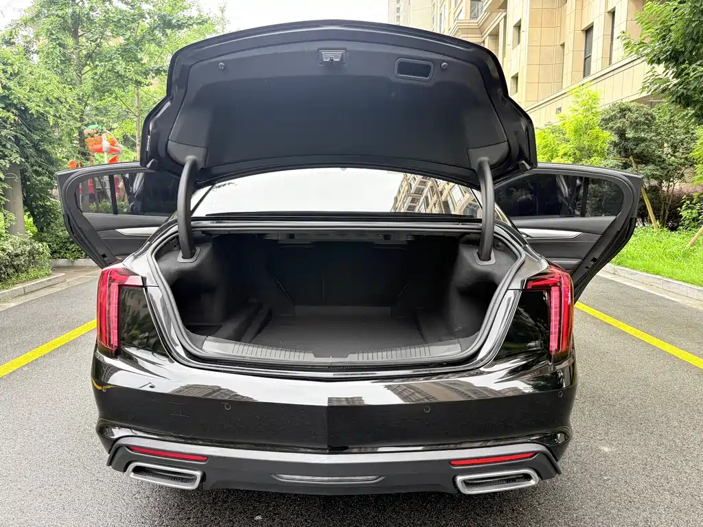 Cadillac CT5 2021 — фото 11