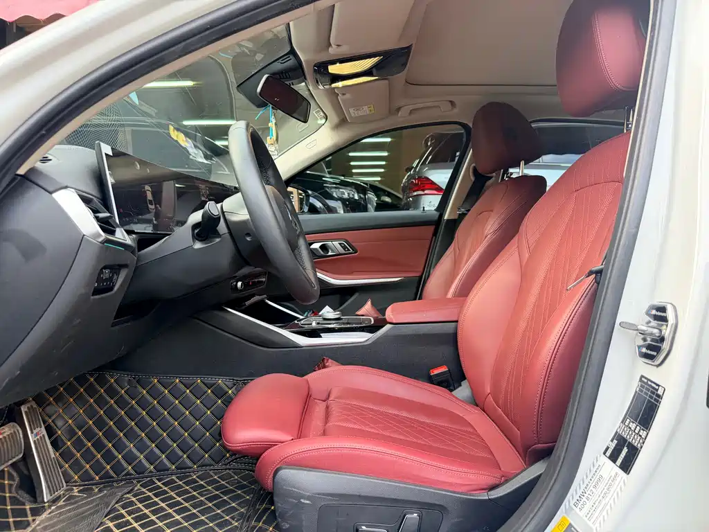 BMW i3 2024
