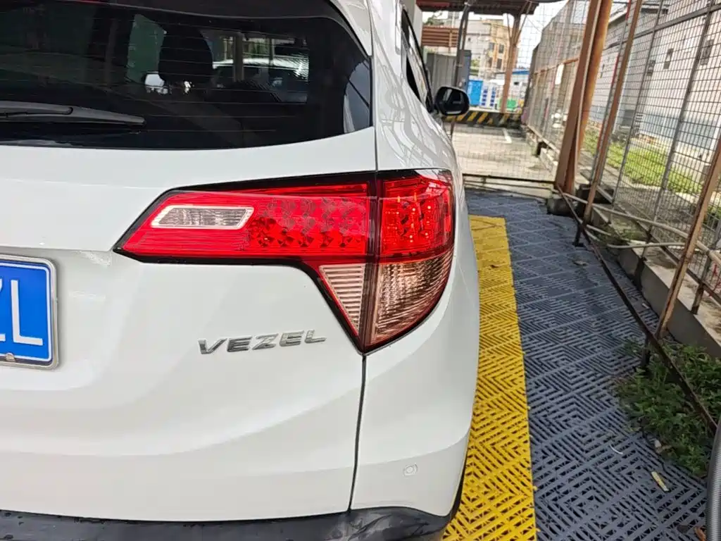 Honda Vezel 2018 — фото 8
