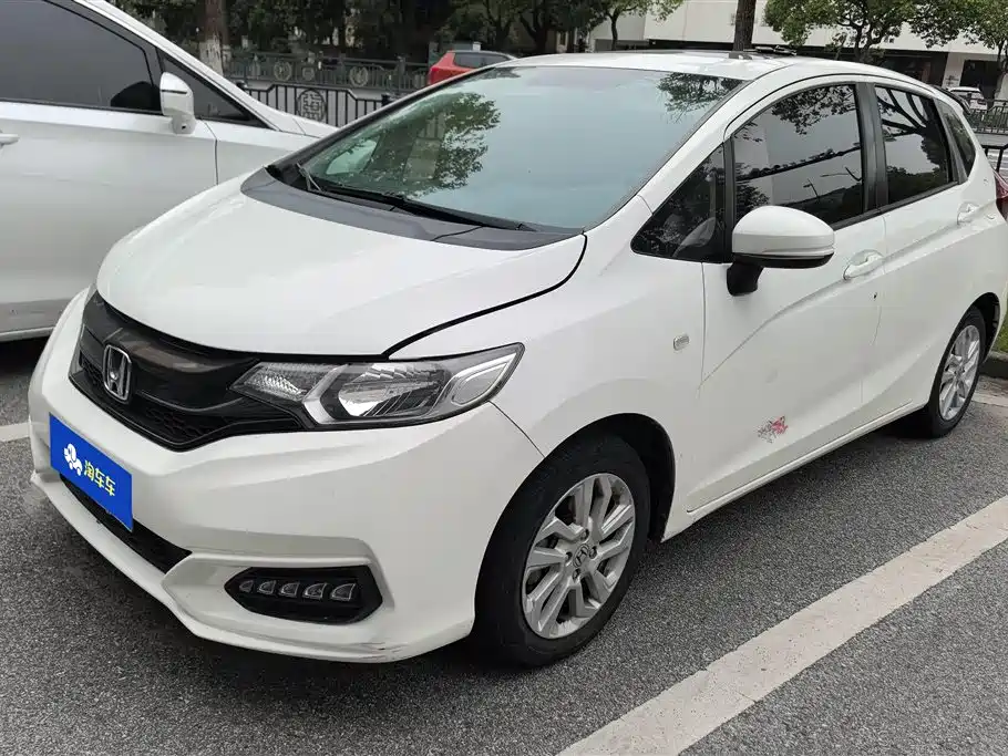 Honda Fit 2019 — фото 1