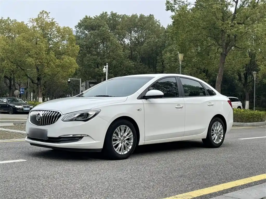 Buick Excelle 2017 — фото 2