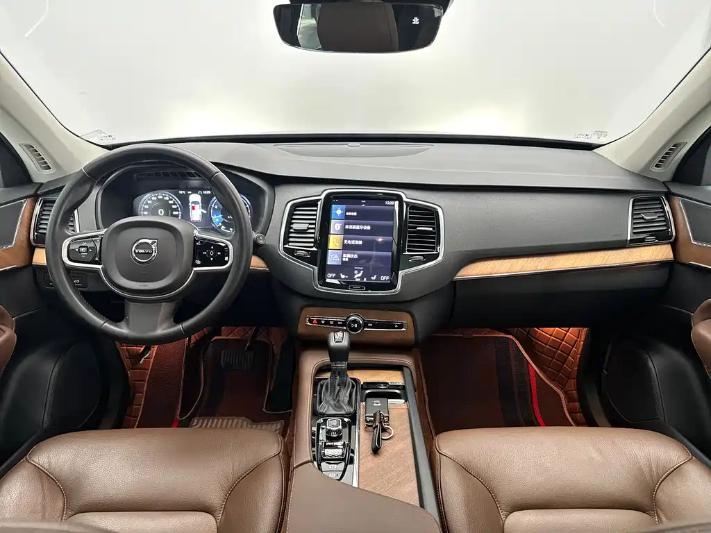 Volvo XC90 2020 — фото 39